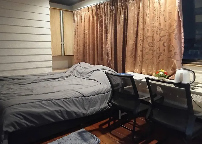 Spacious City-view With Modern Amenities In Krung Thep